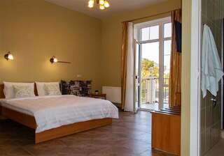 Гостиница Гостевой дом Александр Геленджик Супериор с видом на горы-1