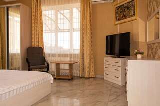 Гостиница Гостевой дом Александр Геленджик Улучшенные двухкомнатные апартаменты-9